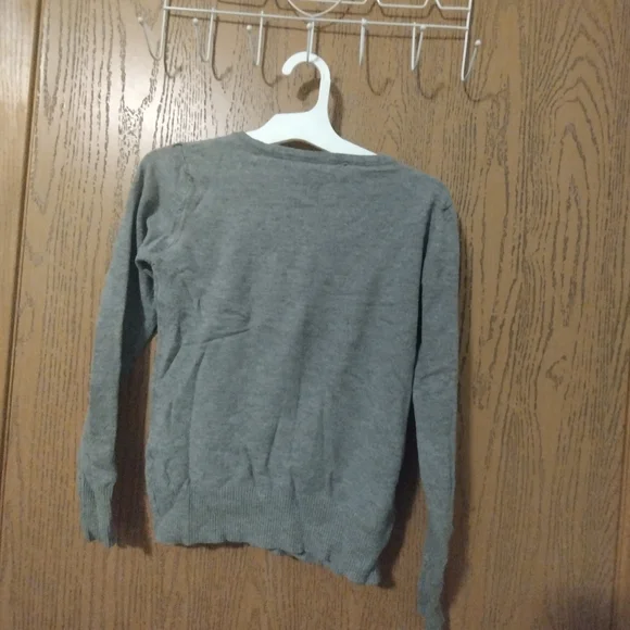 Gray Women's Sweater - Picture 4 of 7